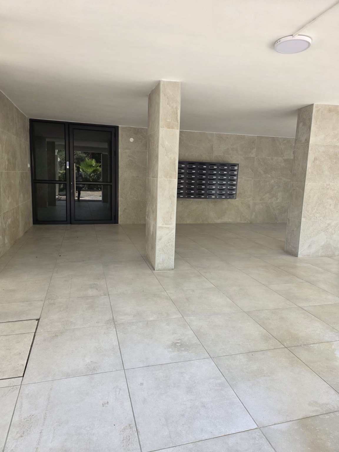 דירת 3 חדרים למכירה — רחוב השקדים, קריית ביאליק — תמונה 2