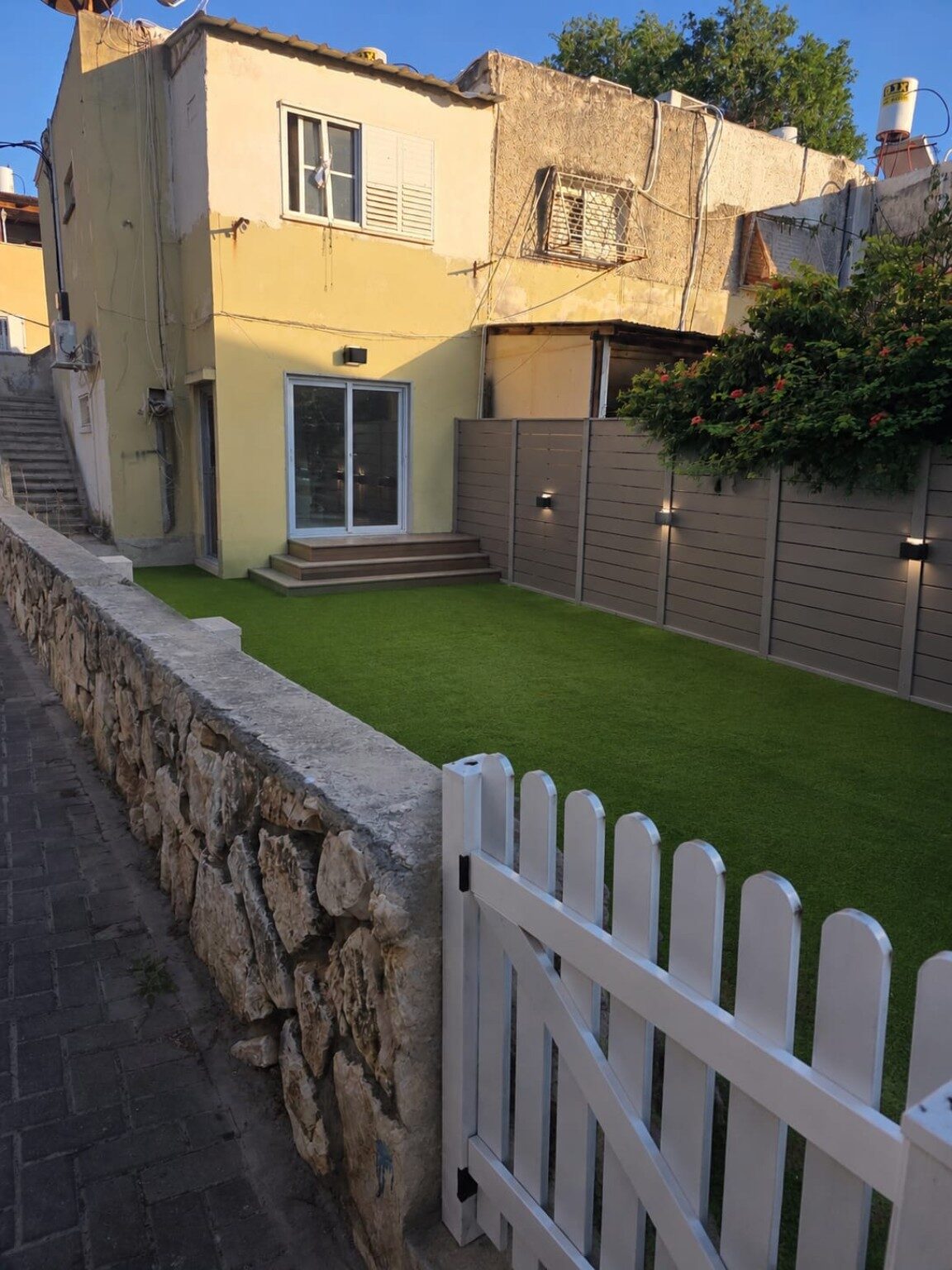 נמכר: דירת קרקע 1.5 חדרים — רחוב נתיב העלייה, קריית מוצקין — תמונה 3